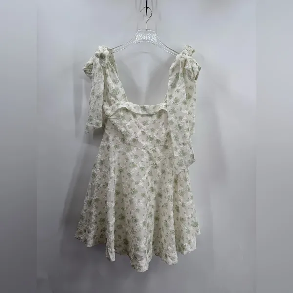 Mable WHITE & SAGE FLORAL MINI‎ DRESS size medium NWT - Image 3