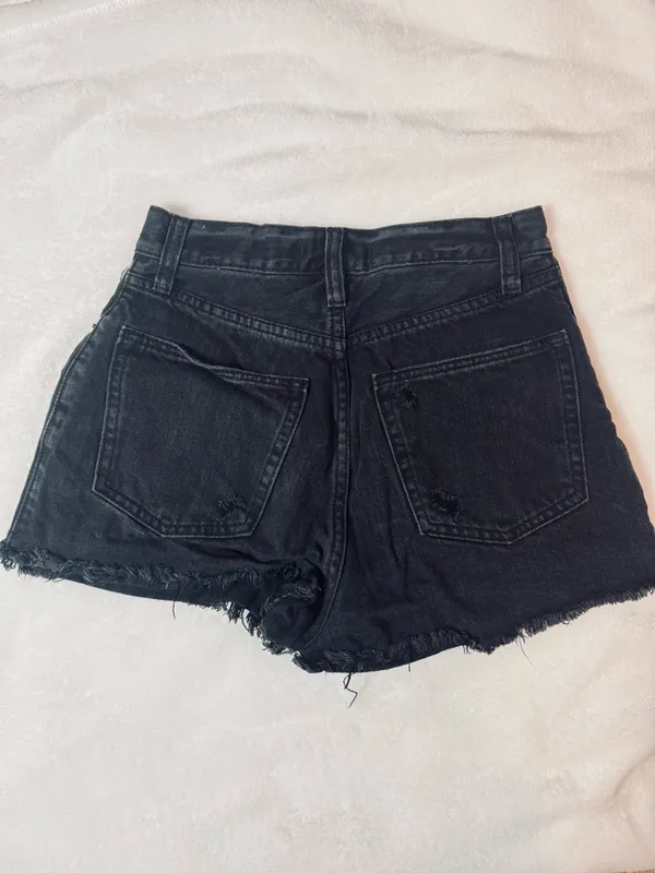 Abercrombie & Fitch frayed denim shorts in black - 24 - Image 2