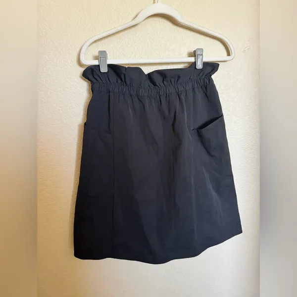 Lululemon Trip Taker Skirt Size 8‎ in Black - Image 4