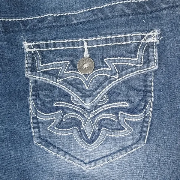 Vanity 32x2 Dark Wash Rivet Stitched Flap Pocket Jeans Short Shorts - Image 5