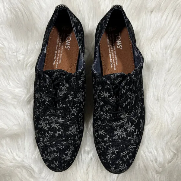 TOMS Women's Black Floral Print Oxford Flats‎ Shoes Size 5.5 - Image 2
