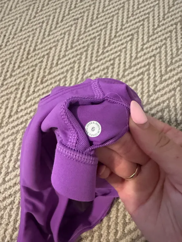 Lululemon Top Tank - Image 3