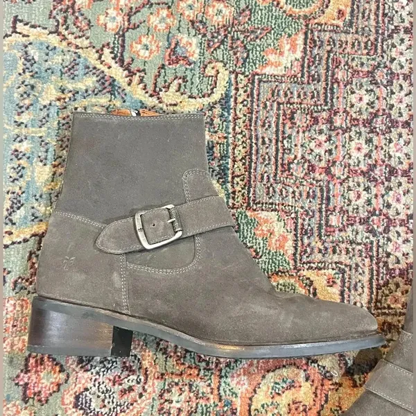 FINAL PRICE Frye Hannah Engineer Gray Grey Suede Boots - Image 3
