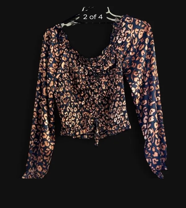 Cheetah print crop blouse silky - Image 2