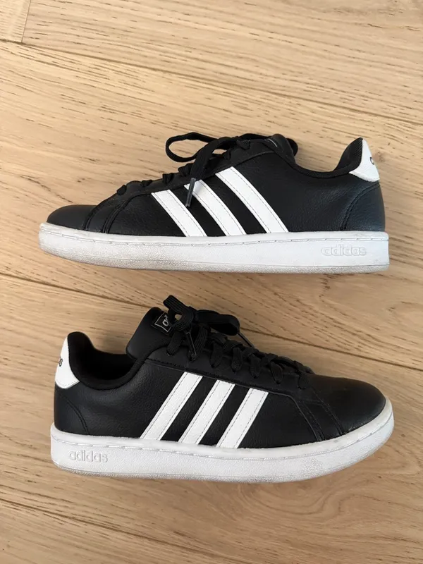 Adidas VL Court 2.0 black white sneakers - Image 2
