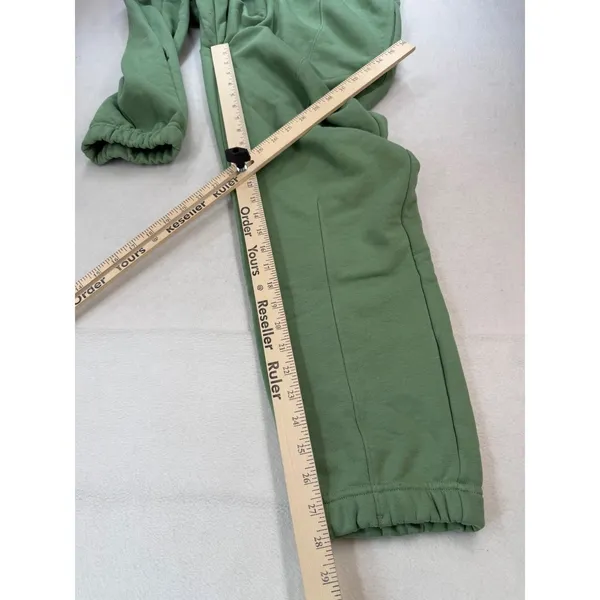 On Women's Club Pants Sweat Pants Joggers Fern Green Size XL NWOT $99 MSRP - Image 6