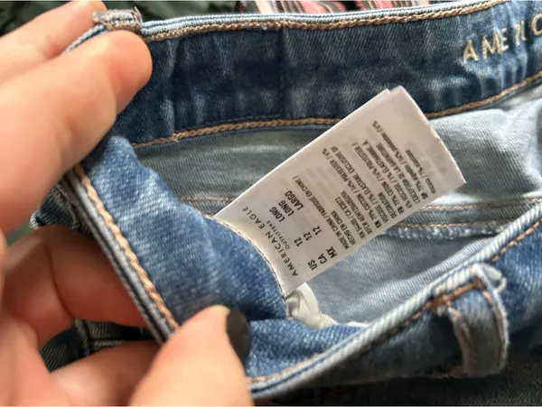 American Eagle Flare Jeans - Image 3