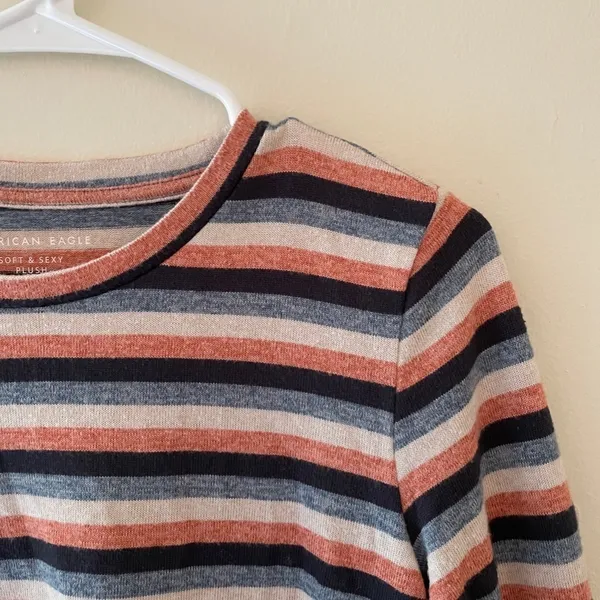 2/$15 S- American Eagle Soft Plush Coral Navy Striped Long‎ Sleeved Top - Image 2