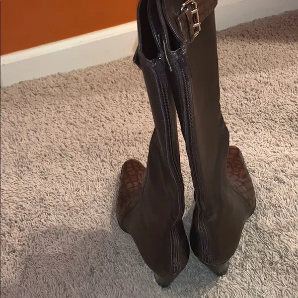 Prevata Brown Diana Leather Croc Heeled Boots - Image 6