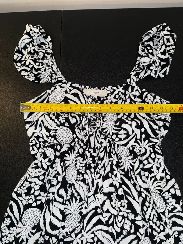 LOFT Black and White Tropical Print Smocked Ruffle Strap Tank Top-S - Image 4