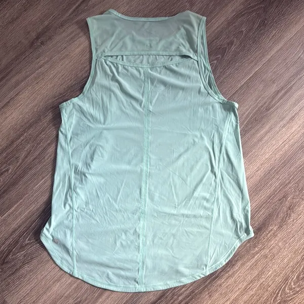Lululemon Light Blue Sculpt Tank Top Athletic Mesh Cutout Lightweight - Image 4