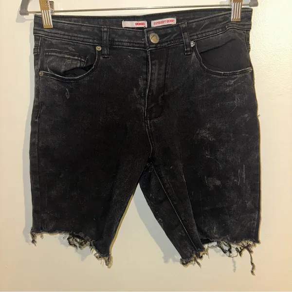 Bongo Black/Gray-washed Distressed Denim Shorts super soft skinny size 11 - Image 11
