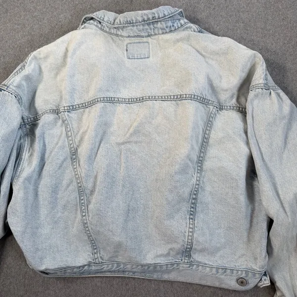 American Eagle Women's Large Light Wash Distressed Denim Jacket Button Front - Image 8