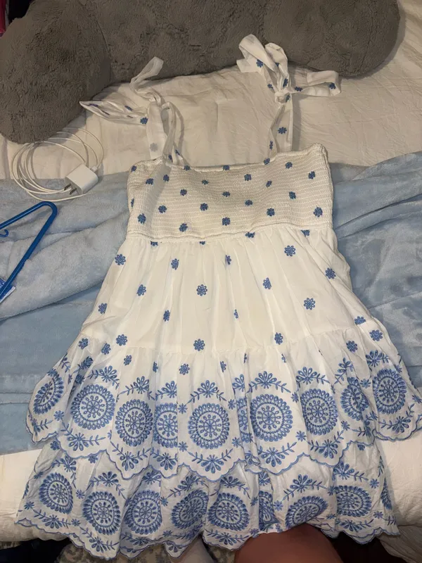 Francesca’s dress  - Image 2