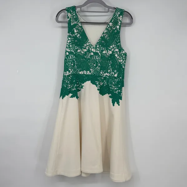 Moulinette Soeurs Anthropologie Green Lace Cream Fit & Flare Dress‎ Size 6 - Image 2