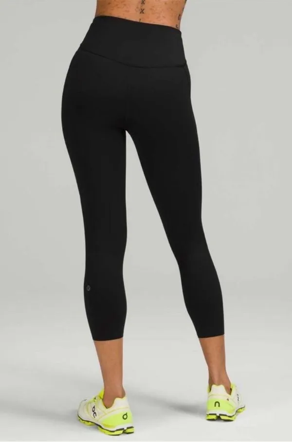Lululemon Base Pace Crop 23” black size 6 - Image 4