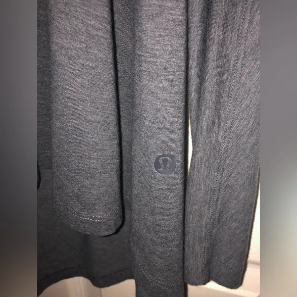 Lululemon swing‎ top size S - Image 3