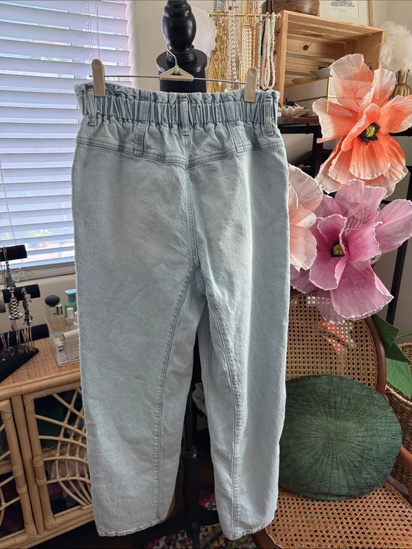 Free People We The Free Powell Boyfriend Light Wash Pull On Boho Mom Jeans - Image 2