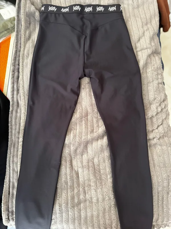 YITTY Leggings - Image 4