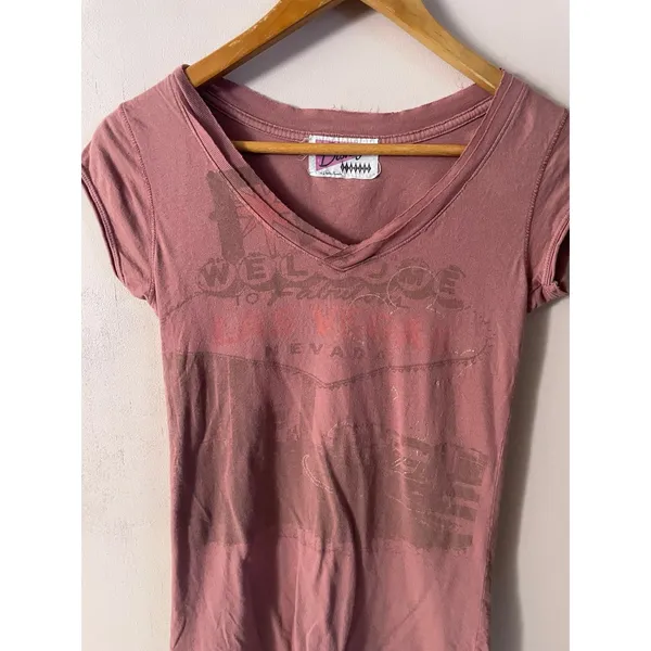 Disney Vintage 2006 Women’s Dusty Rose Pink Mickey Las Vegas V-Neck Tee Size S - Image 3