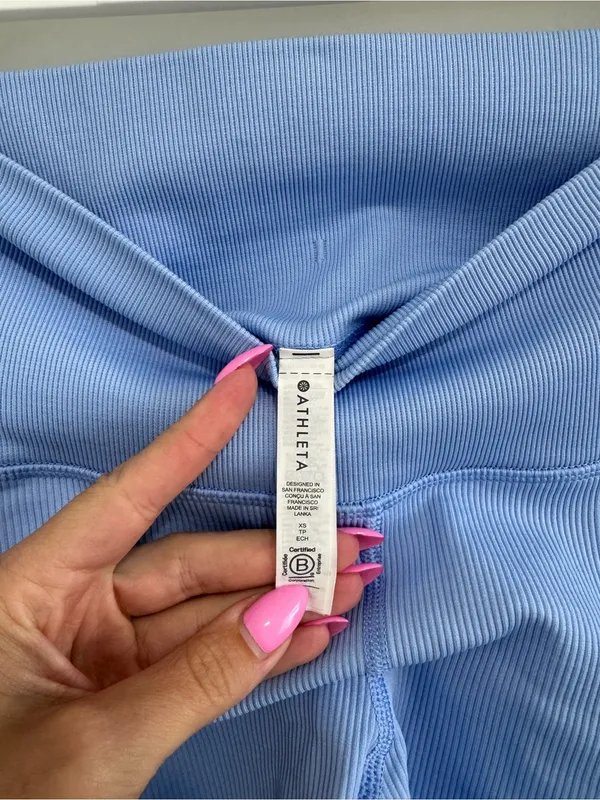 Athleta elation ribbed biker shorts XS - Image 3