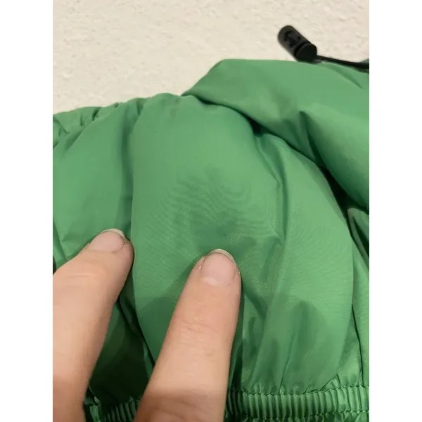 Pretty Little Thing Puffer Jacket Womens XL Green Cropped Hooded Petite Bubbl NWT - Image 4