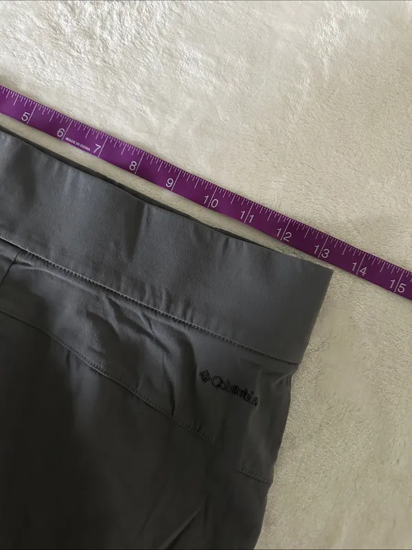 Columbia Women's Charcoal Bike Shorts - Image 7