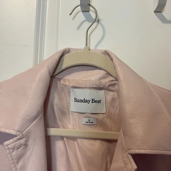 Aritzia Sunday Best Gabby Shirt Jacket Vegan Leather Shirt Jacket Pink - Image 6