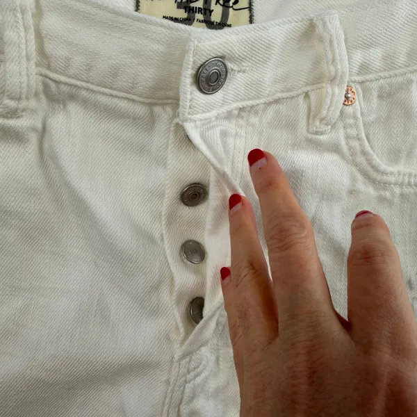 We The Free People Sz 30 Shorts Loving Good Vibrations Spring White Denim Cutoff - Image 6