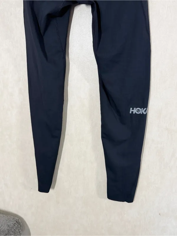 Hoka One One Women’s Novafly Run Tight Leggings in Black M - Image 8