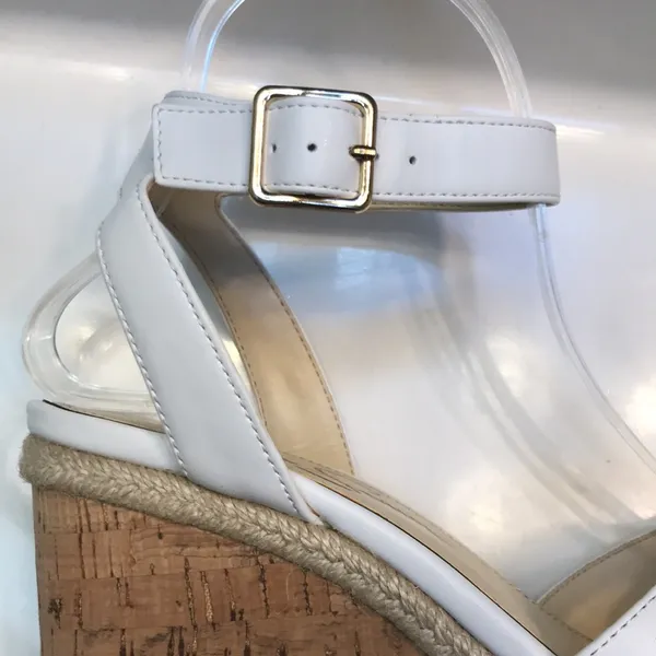 Jessica Simpson Women’s Mallika White Crossover Open Toe Espadrille Wedges - Image 7
