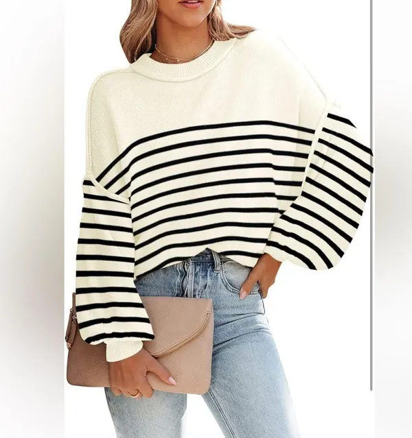 ♥️Trendy Striped Oversized Sweater♥️ ~med White - Image 3