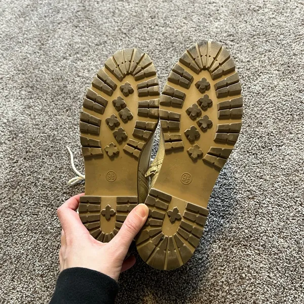 Universal Threads Cream Combat Boots with Durable Soles - Image 3