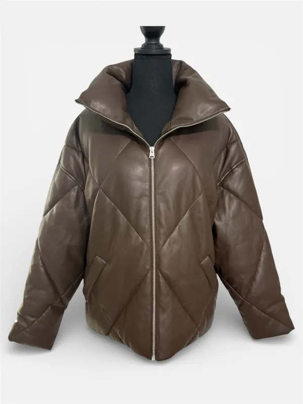 Abercrombie & Fitch Oversized Vegan Leather Diamond Puffer Sz M - Image 9