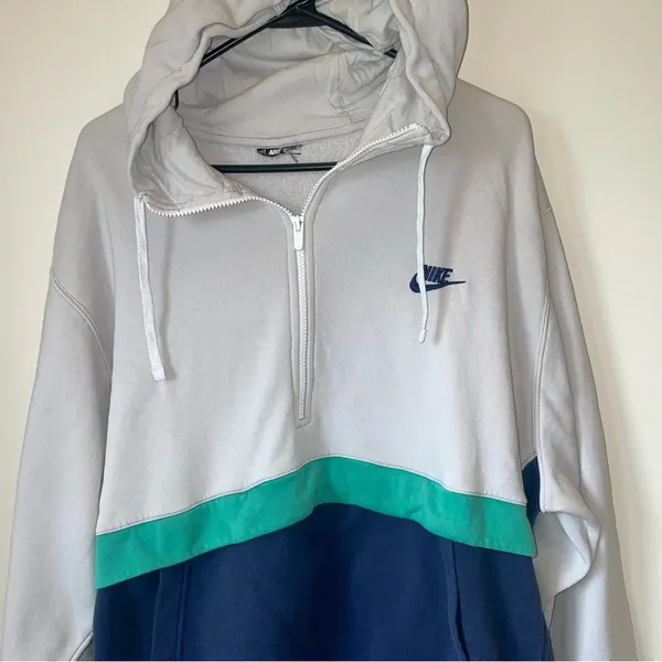 Nike Gray and Blue Colorblock Sweatshirt Athletic Fit - Image 2