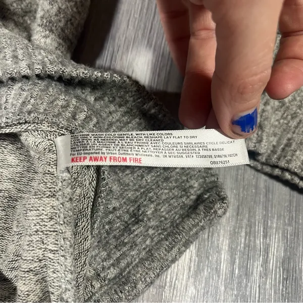 Saturday Sunday By Anthropologie Grey Long Sleeve Sweater; Small Women’s - Image 5