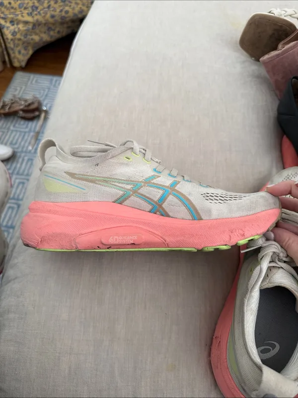 ASICS Women's White & Pink Athletic Running Shoes with Aqua Accents - Image 6