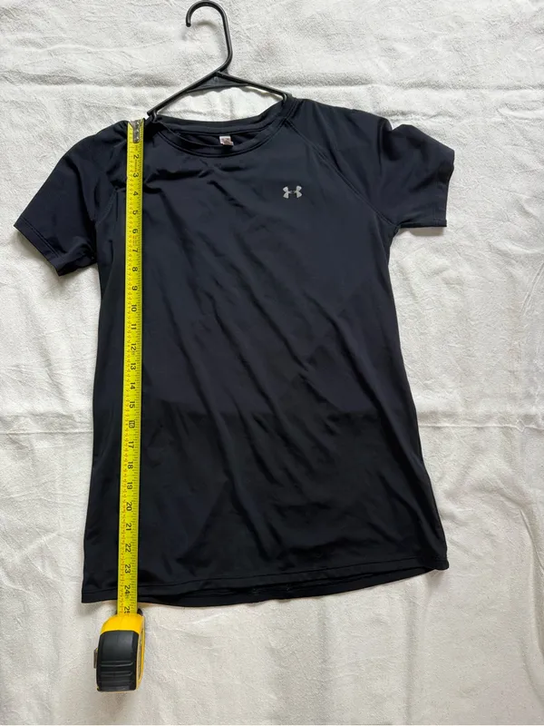 Under Armour Black Short-Sleeve Performance Tee - Image 3