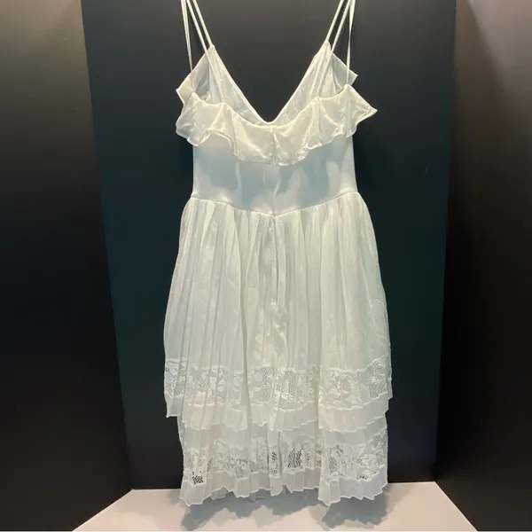 French Connection Women’s Dress Size 4. Lace. Pleated. Elegant. Light. XS - Image 6
