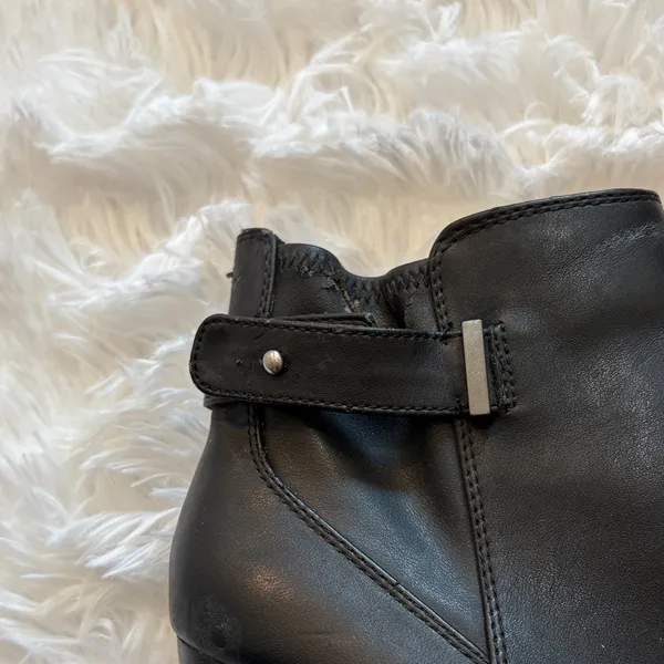 Metaphor Elegant Black Women's Ankle Boots - Image 4