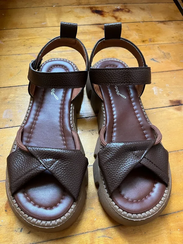 Sandals size 7 Brown - Image 2