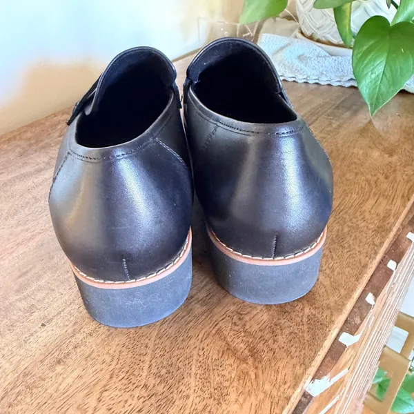Vionic Cheryl II Loafer Size 12 Black Leather Lug Sole Preppy Dark Academia Shoe - Image 8