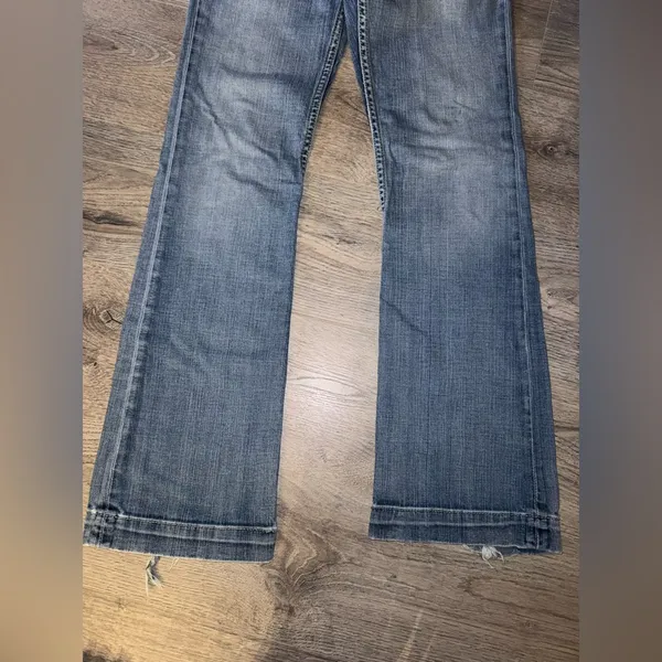 BKE Buckle - Y2K low waisted Jeans with light flare! Style - Madison stretch - Image 2
