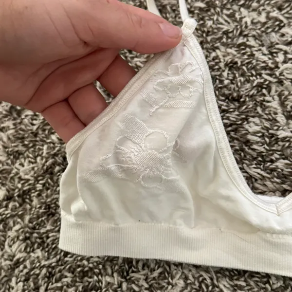 Vintage Bralette - ivory seamless active intimate pointelle bra - Image 3