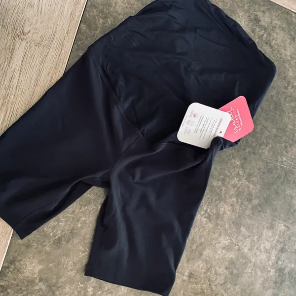 Isabel Maternity by Ingrid & Isabel Over Belly Bermuda Maternity Jean Shorts - Image 12