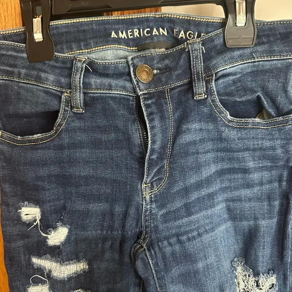 Like new!! American Eagle Outfitters Distressed Indigo Skinny Jeans - Image 5