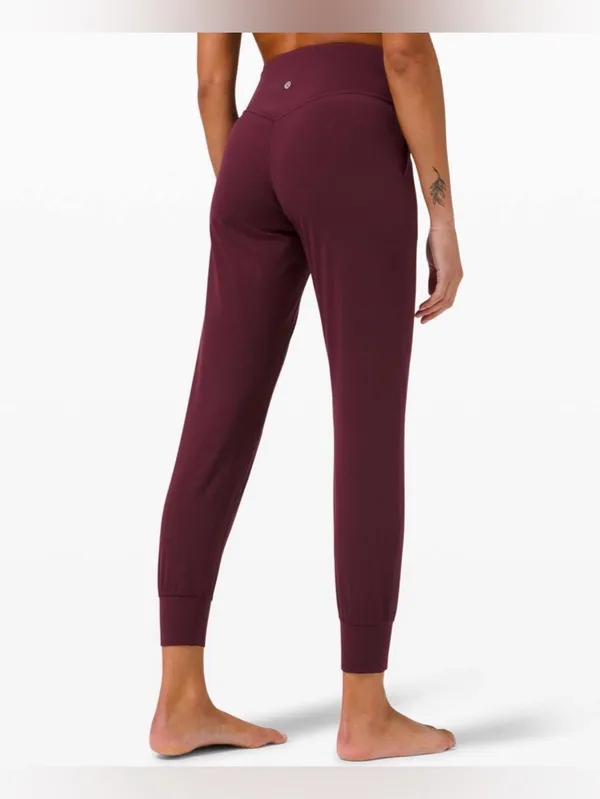 Lululemon‎ Align Jogger maroon size 4 - Image 2