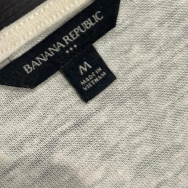 Banana Republic Ivory Linen Blend Short Sleeve Top Size Medium Breezy Flowy Chic - Image 4