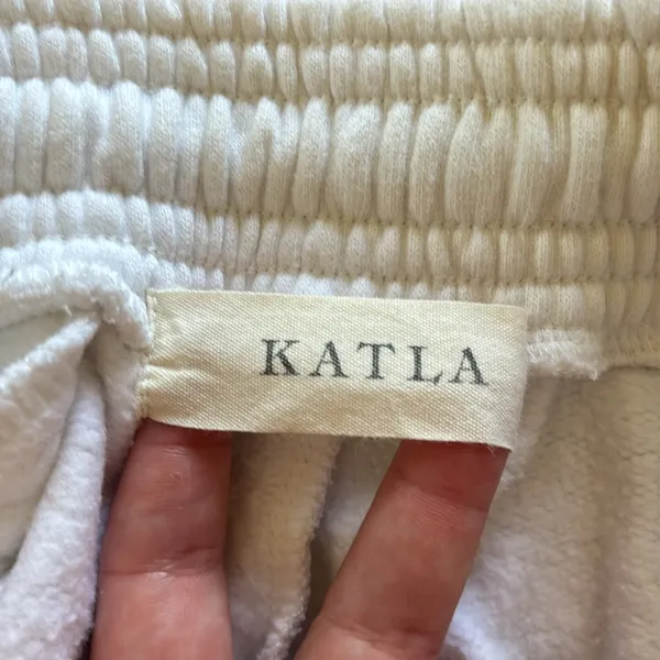 KATLA WHITE SWEATS - Image 2