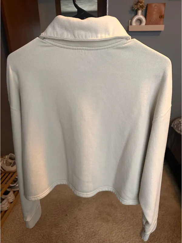 Hollister Cream Shacket - Image 3
